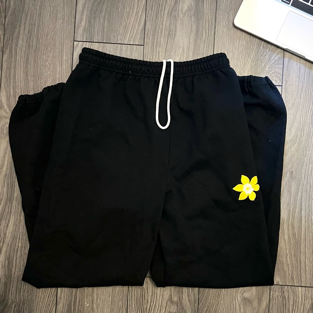 Gildan Sunflower Sweatpants